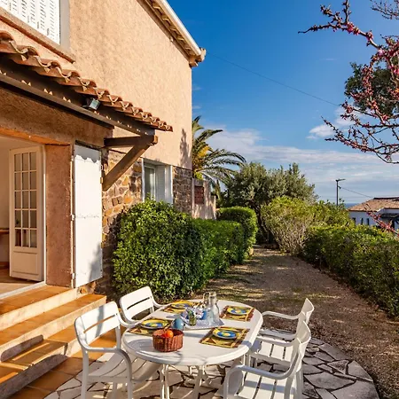 بيت للعطل Les Grillons By Interhome *