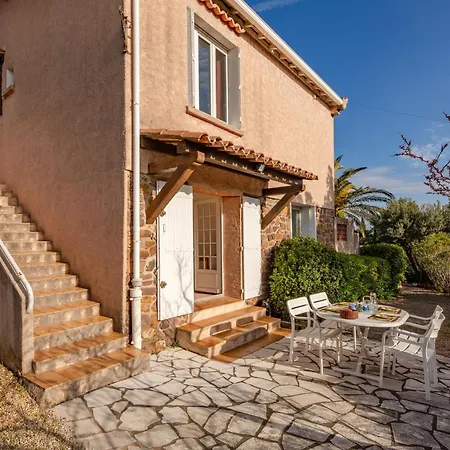 Les Grillons By Interhome