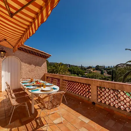 Les Grillons By Interhome